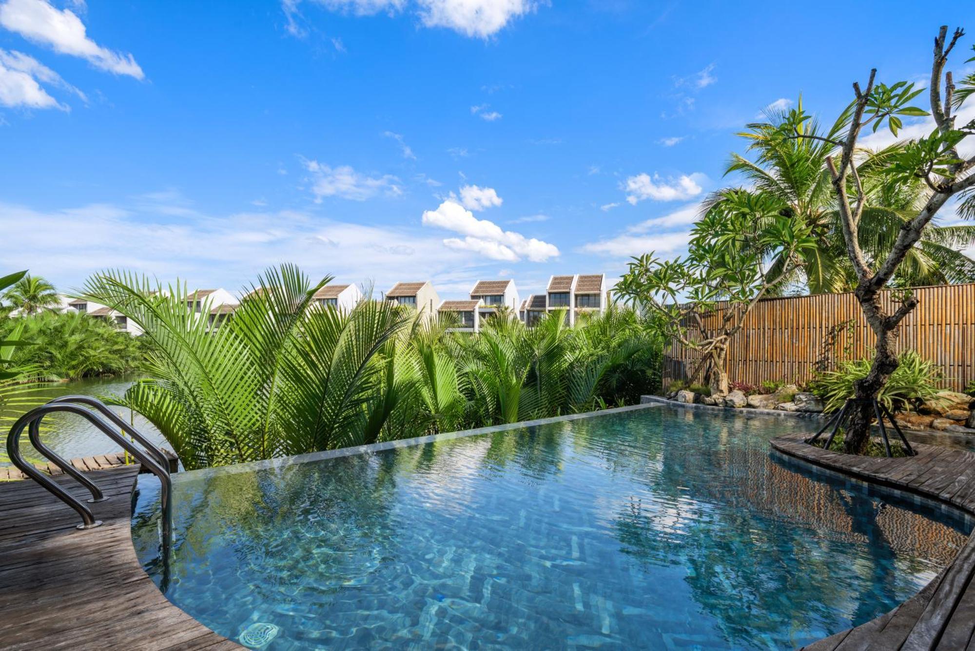 Villa Casamia River With Swimming Pool *